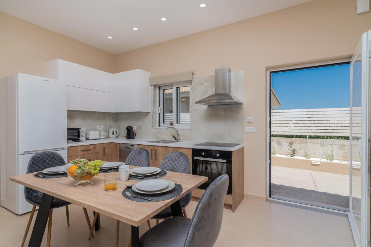 Spartakos Luxury Villa 2 Koukounariá エクステリア 写真
